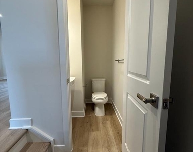 6932 Braxton Springs Way - Photo Thumbnail 13
