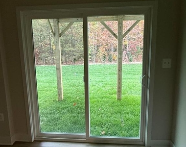 6932 Braxton Springs Way - Photo Thumbnail 24