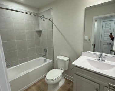 6932 Braxton Springs Way - Photo Thumbnail 18