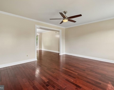 16069 Olmstead Lane - Photo Thumbnail 14