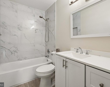 16069 Olmstead Lane - Photo Thumbnail 8