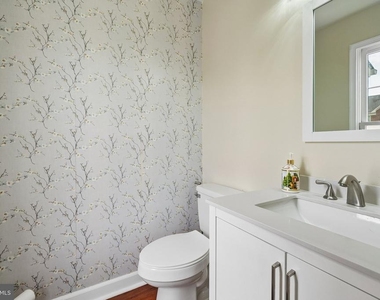 16069 Olmstead Lane - Photo Thumbnail 13