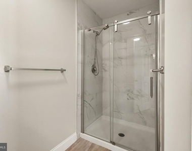 16069 Olmstead Lane - Photo Thumbnail 5