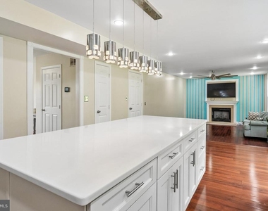 16069 Olmstead Lane - Photo Thumbnail 20