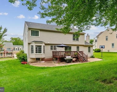 16069 Olmstead Lane - Photo Thumbnail 29