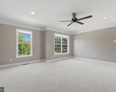 8928 Brewer Creek Place - Photo Thumbnail 17