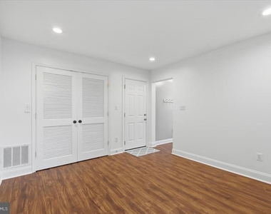 8928 Brewer Creek Place - Photo Thumbnail 8
