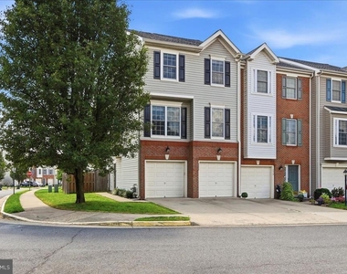8928 Brewer Creek Place - Photo Thumbnail 2