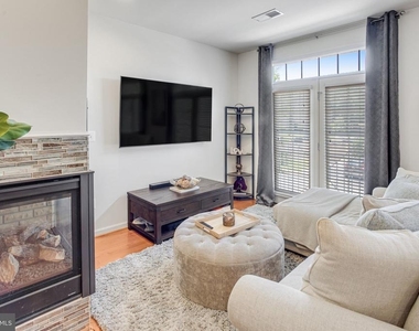 1567 Renate Drive - Photo Thumbnail 13