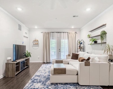 23255 Milltown Knoll Square - Photo Thumbnail 11