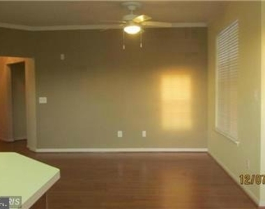 21197 Mcfadden Square - Photo Thumbnail 1