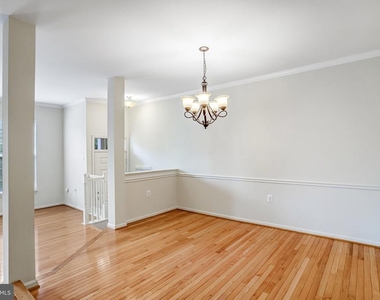 20913 Sandstone Square - Photo Thumbnail 10