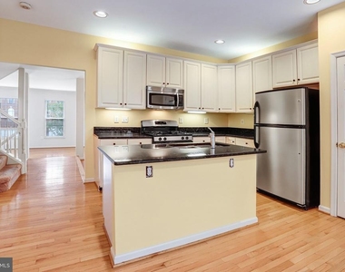 20913 Sandstone Square - Photo Thumbnail 11