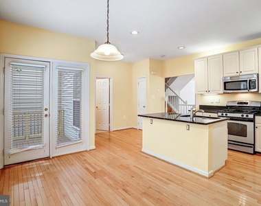 20913 Sandstone Square - Photo Thumbnail 19