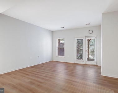 20913 Sandstone Square - Photo Thumbnail 40
