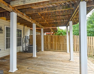 18541 Sierra Springs Square - Photo Thumbnail 44