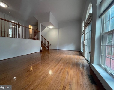 6173 Derring Street - Photo Thumbnail 4