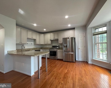 6173 Derring Street - Photo Thumbnail 10