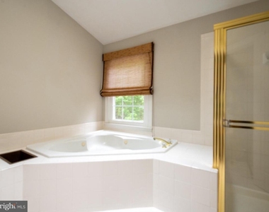 2155 Wolftrap Court - Photo Thumbnail 24