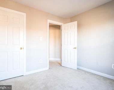 2155 Wolftrap Court - Photo Thumbnail 28