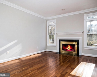 2155 Wolftrap Court - Photo Thumbnail 14