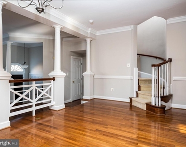 2155 Wolftrap Court - Photo Thumbnail 6