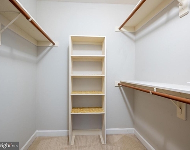 2155 Wolftrap Court - Photo Thumbnail 23