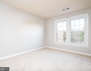 2155 Wolftrap Court - Photo Thumbnail 26