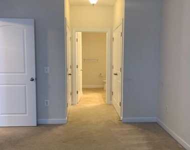 13723 Neil Armstrong Avenue - Photo Thumbnail 8