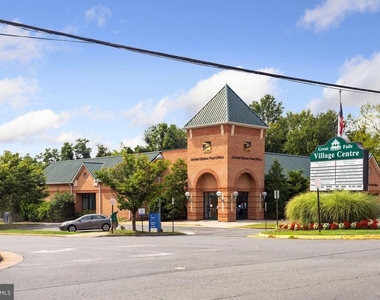 723 Forest Ridge Drive - Photo Thumbnail 29