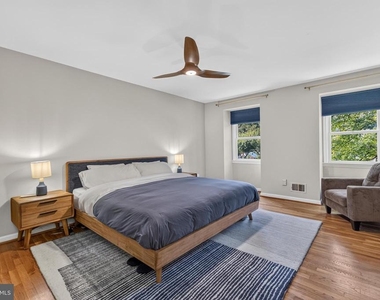 723 Forest Ridge Drive - Photo Thumbnail 13