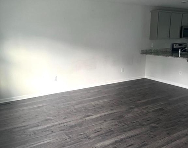 18056 Jackson Drive - Photo Thumbnail 2