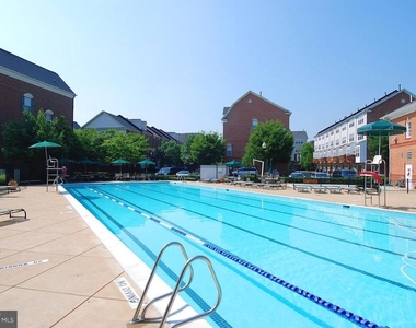 329 Helmuth Lane - Photo Thumbnail 2