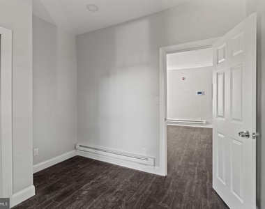 5237 Chester Avenue - Photo Thumbnail 21