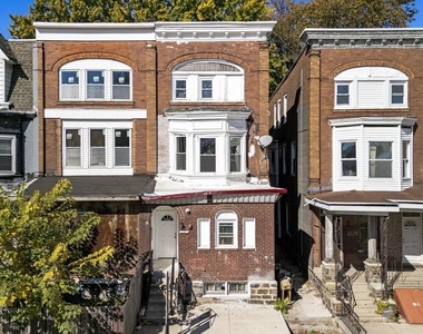 5237 Chester Avenue - Photo Thumbnail 5
