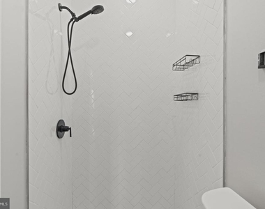 5237 Chester Avenue - Photo Thumbnail 27