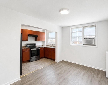 1419 Lardner Street - Photo Thumbnail 1