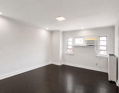 1419 Lardner Street - Photo Thumbnail 6