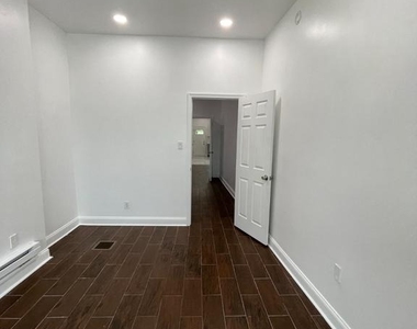 537 E Tulpehocken Street E - Photo Thumbnail 2