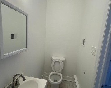 537 E Tulpehocken Street E - Photo Thumbnail 12