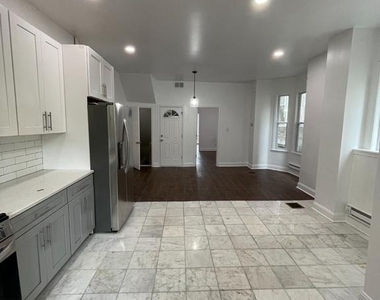 537 E Tulpehocken Street E - Photo Thumbnail 7