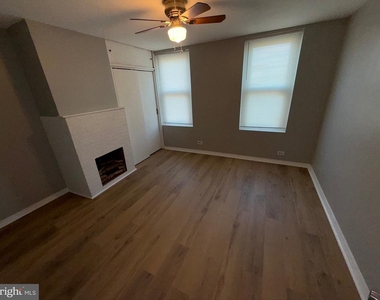 2140 E Ann Street - Photo Thumbnail 17