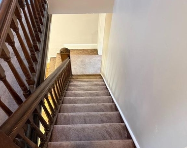 5536 Ridge Avenue - Photo Thumbnail 9