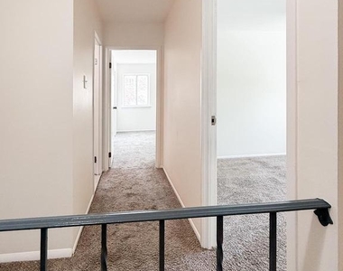 315 Village Walk - Photo Thumbnail 12