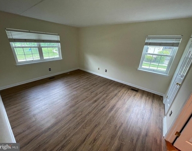 208 Old Forge Crossing - Photo Thumbnail 28