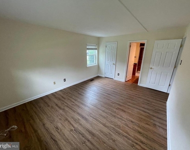 208 Old Forge Crossing - Photo Thumbnail 29