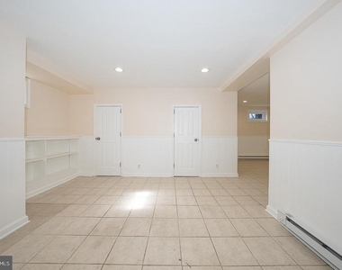 107 W Circular Avenue - Photo Thumbnail 55
