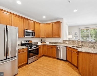 1905 Mulberry Court - Photo Thumbnail 2