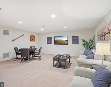 1905 Mulberry Court - Photo Thumbnail 4