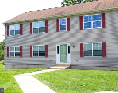 101 Oak Grove Road - Photo Thumbnail 17